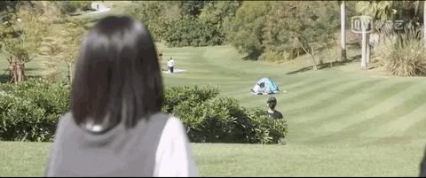 羞耻爆表！这男星演少女太上头，看得我藏在被窝连刷10集