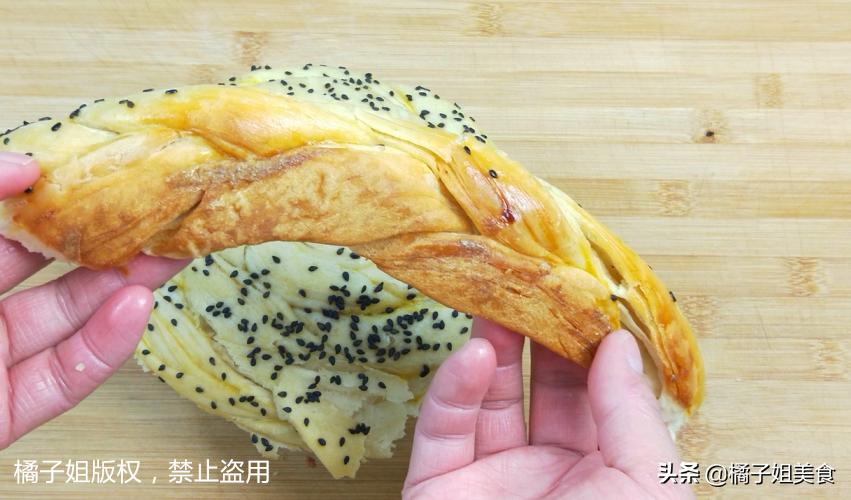 电饭锅不要只煮米饭了，教你用“电饭锅蒸馒头”，吃一次就上瘾