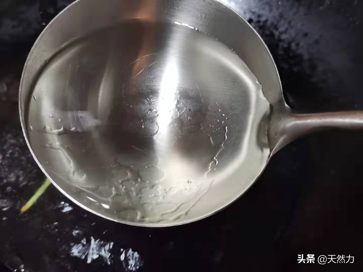 猪肝汤怎么做又嫩又不糊汤,猪肝汤要怎么做才脆爽