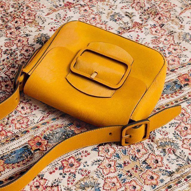 刚步入社会把自己打扮成熟,实用又轻奢的包包