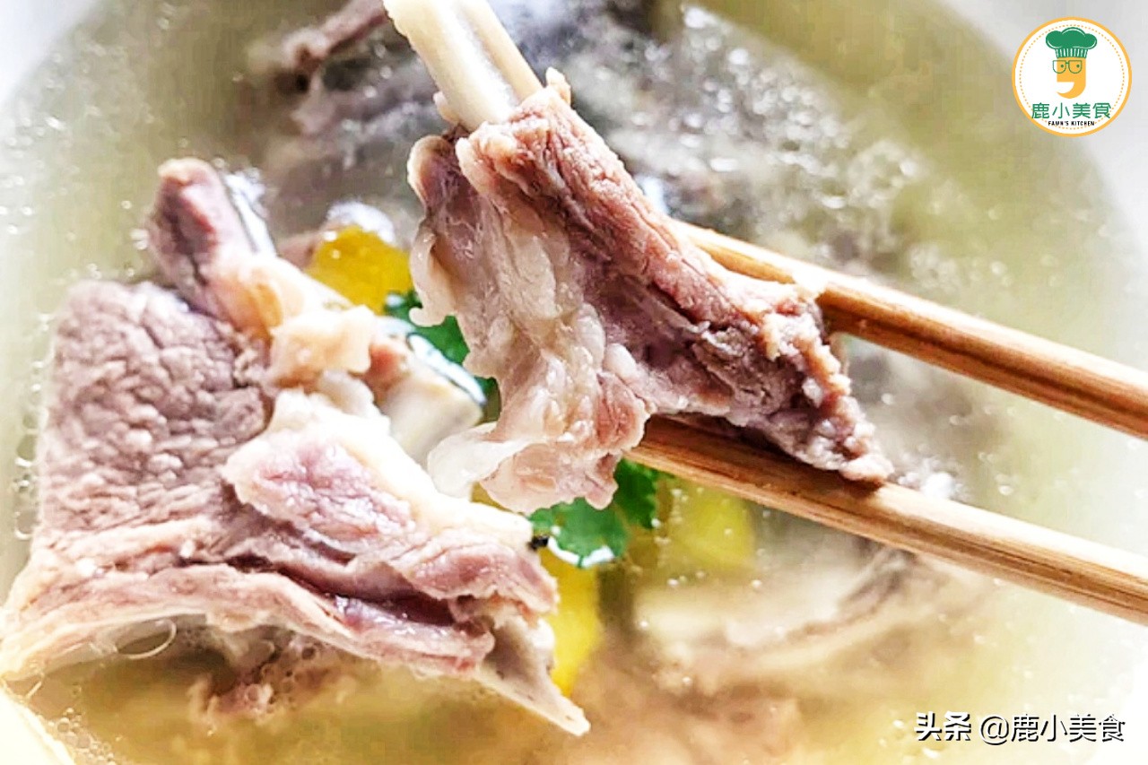 羊肉绵羊好吃还是山羊好吃,绵羊和山羊的区别哪个肉好吃