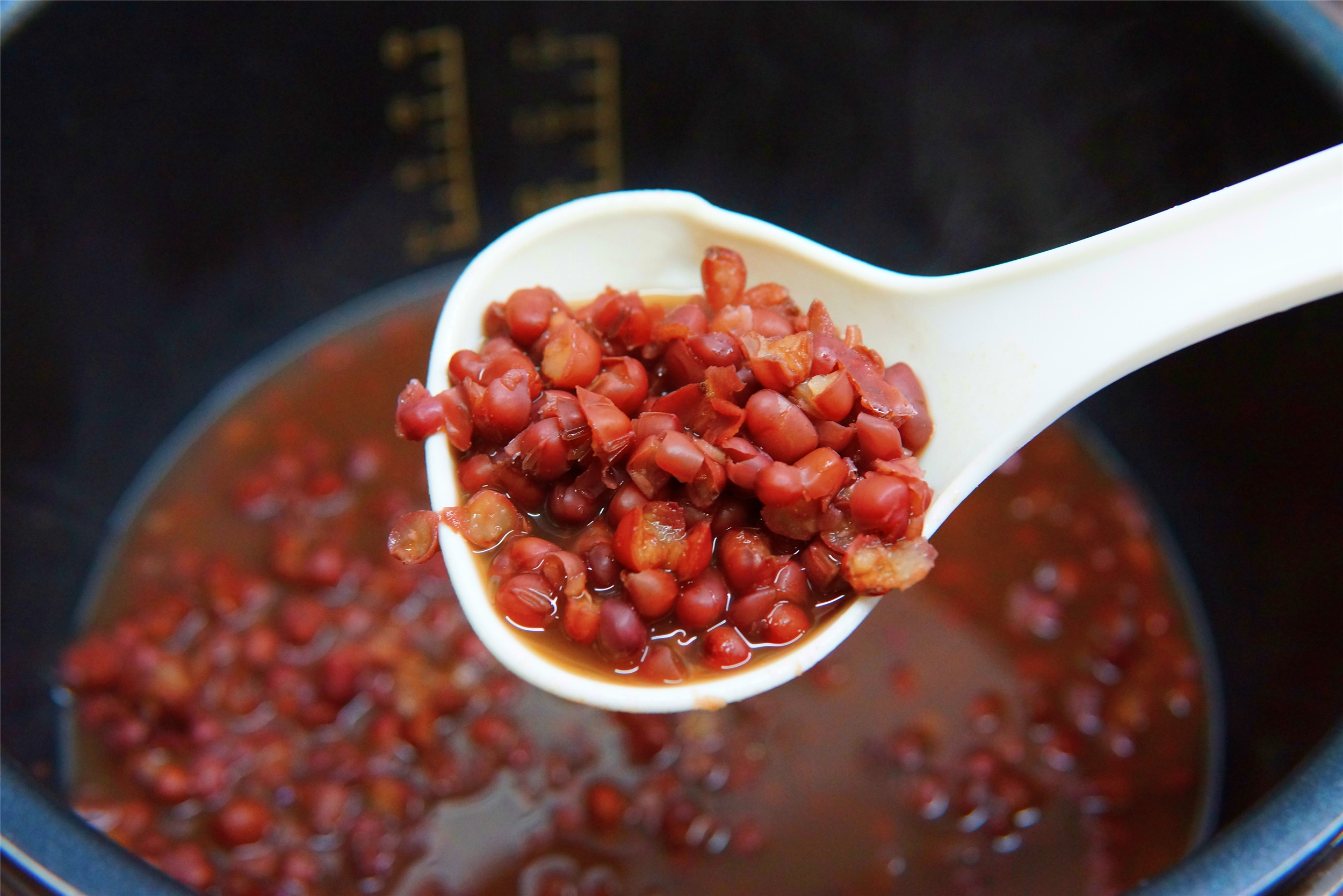 熬红豆粥快速软烂的方法,熬红豆粥红豆要泡多久