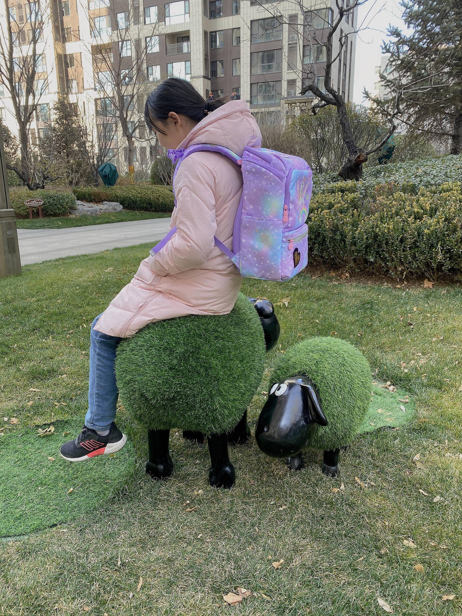 学生书包选颜值？称重量？不，看保护性！GMT护脊书包试用