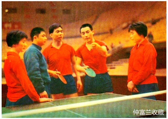 鍥介鍙ら煹鍥炬枃瑙嗛,鍥介闈為仐鍥剧墖鎺掔増