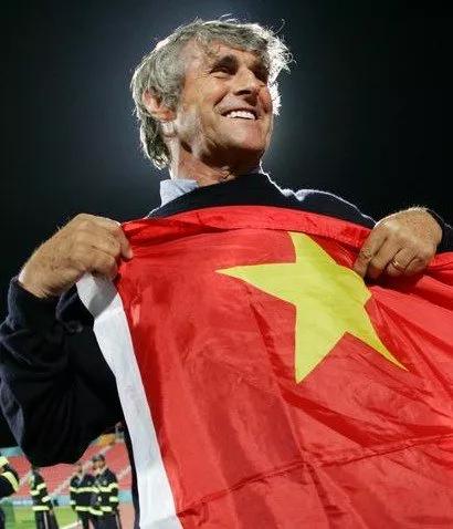 妹想到啊2000年竟然已经是20年前了