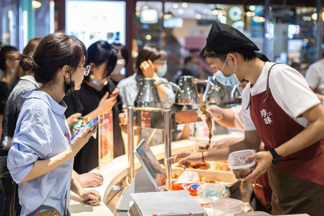 餐饮美食区租金坪效天花板在哪？沈阳铁西万象汇时味街区给了答案
