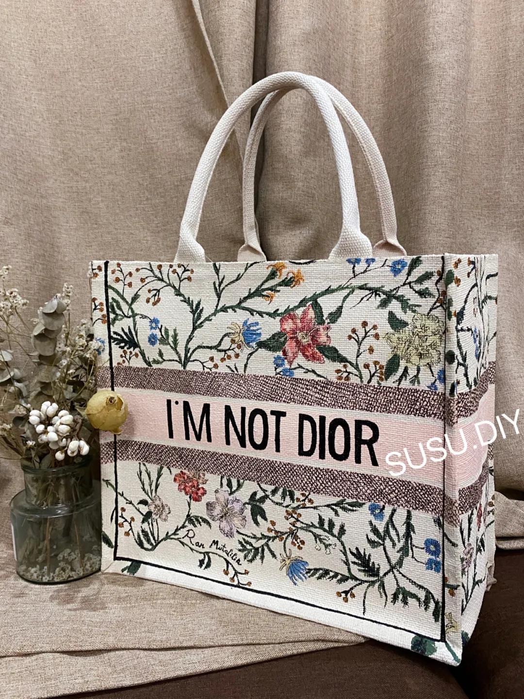 鞠婧祎与杨幂撞衫是谁先穿的,鞠婧祎穿山寨香奈儿