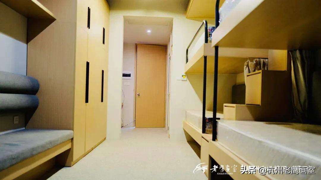 老鹰画室2019招生简章,不是所有的选择都能选择