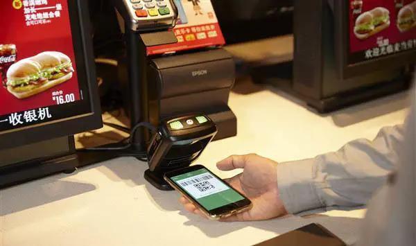 从银行卡提现到微信要手续费吗,微信里银行卡转到微信有手续费么