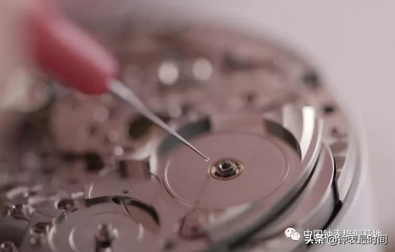 机械表摆幅过高怎么解决,机械表摆幅低怎么维修