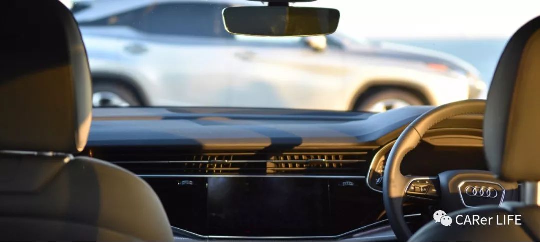 奥迪q8名场面,奥迪q855tfsi价格多少钱