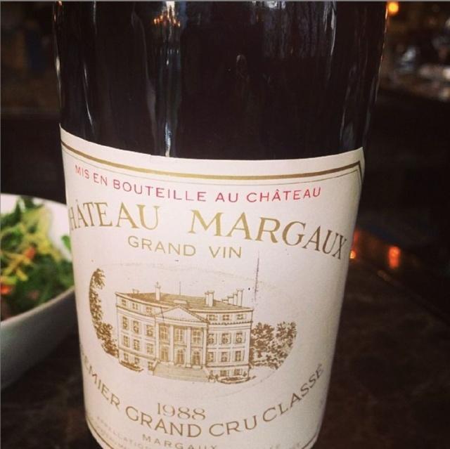 一年晒500万的奢侈品，七年3500万，你们糟践了人民的信任