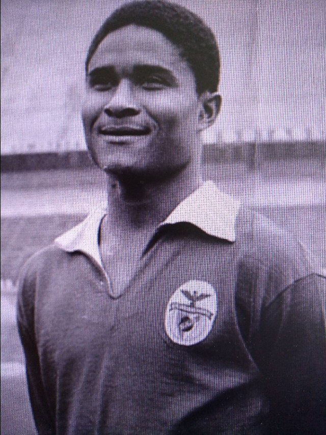 世界足坛现役十大巨星,世界足坛巨星介绍