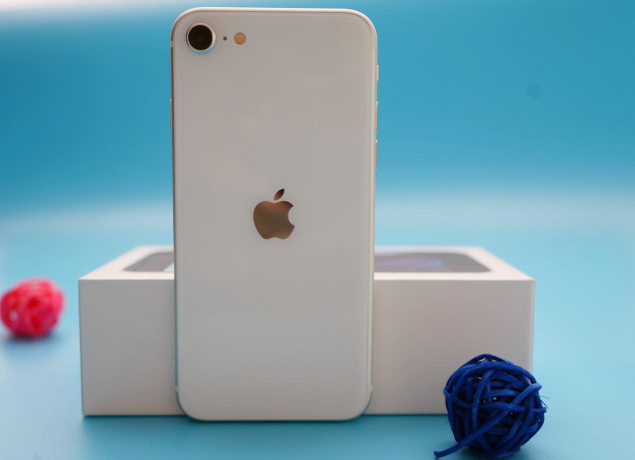 优点和缺点评估,iphonese最新一代测评