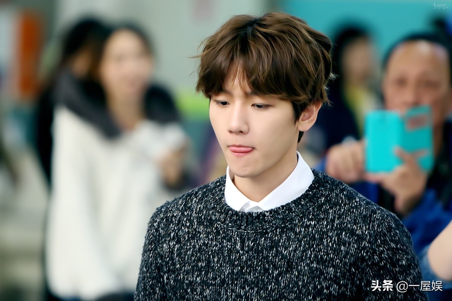 边伯贤怼粉丝日常,边伯贤怼粉丝完整版