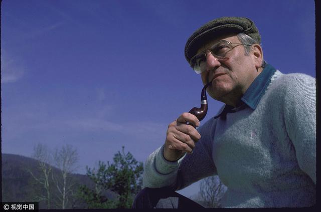 从移民之子到美国英雄,执掌福特功高震主被扫地,老婆一句话翻盘