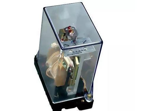 电压继电器是并联还是串联,过电流继电器和热继电器的区别