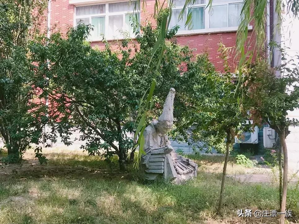 朝气蓬勃的石家庄学院来了,请多多指教