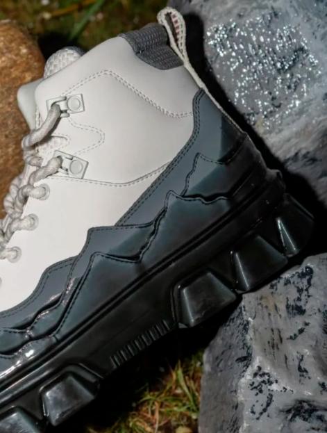 李宁鞋子时装周秀款,李宁走秀款鞋女鞋板鞋