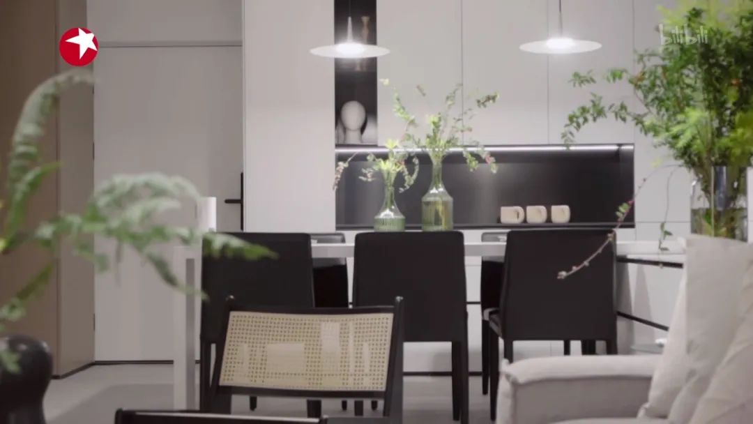 青岛一对夫妻双房出售,青岛100平两房变四房改造