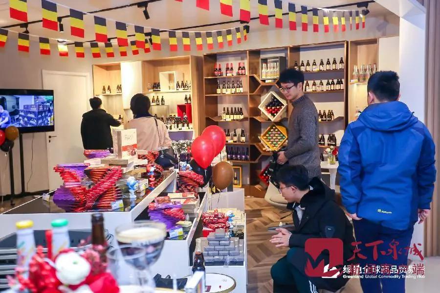 娴庡崡鍊煎緱閫涗竴鍦堢殑璐墿涓績,娴庡崡涓栫晫绾ф秷璐规墦鍗″湴