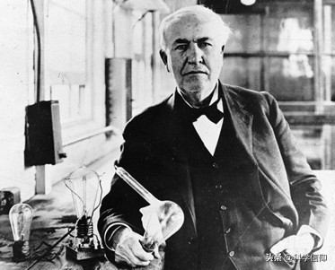 交流电和直流电是怎么产生的,谁发明的直流电和交流电的区别