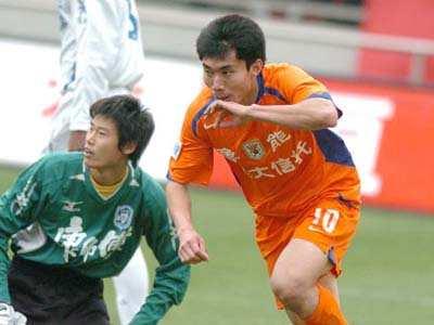 鲁能庆祝动作,鲁能泰山队经典庆祝动作