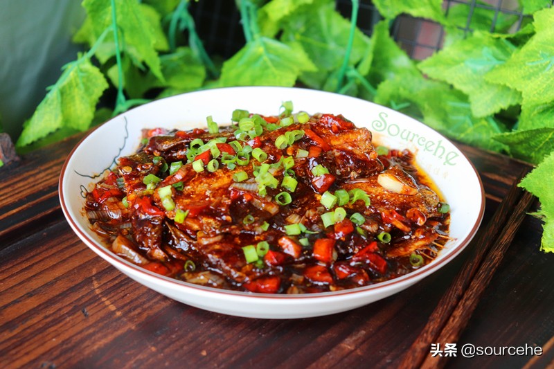 红烧带鱼好吃入味的方法,用红烧料做红烧带鱼家常做法