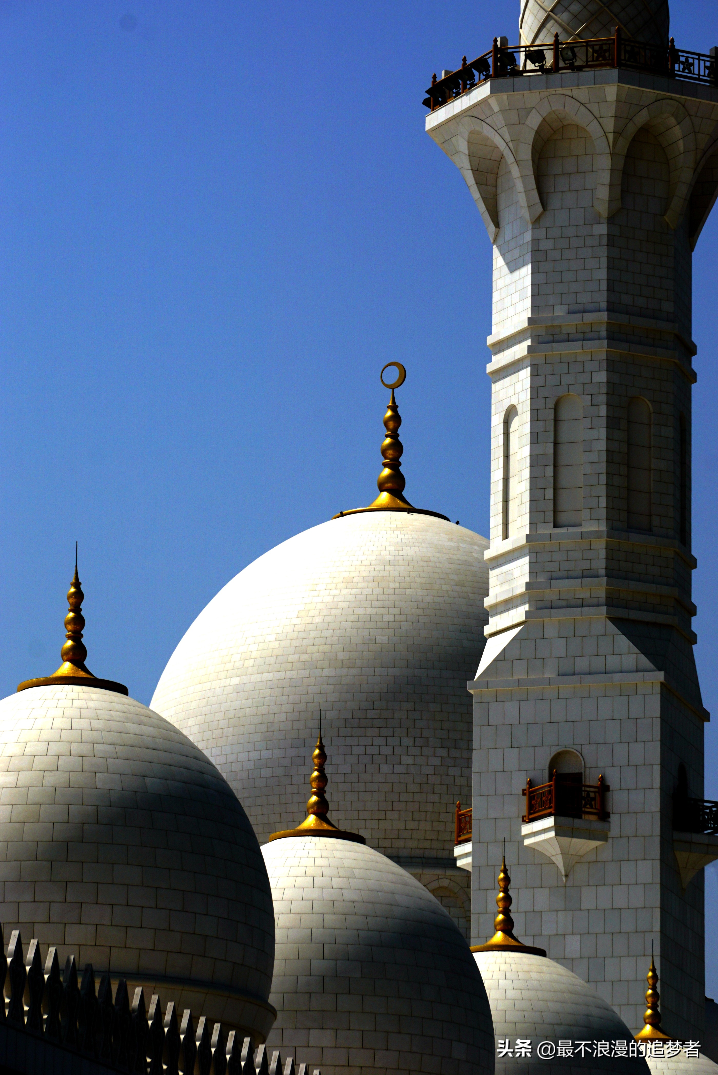 阿联酋谢赫扎耶德清真寺旅游,迪拜谢赫扎耶德路旅游