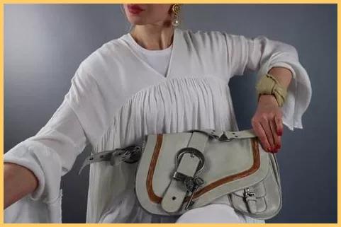 每个包包都有它的使命,前世千百次回眸换来今生擦肩而过