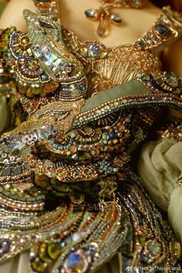 娃娃衣服值多少钱,天价娃娃衣服