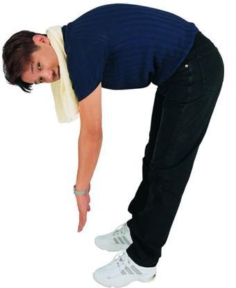 疫情期间腰酸背痛的图片,疫情躺得腰酸背痛