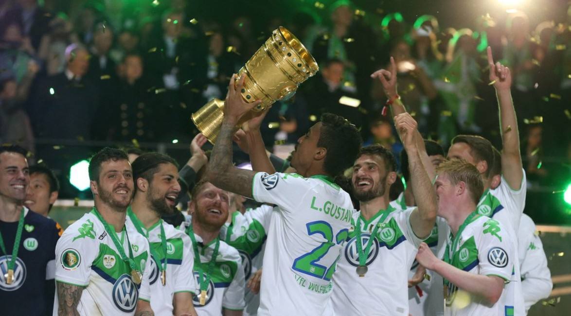 寰峰浗7-1鐙傝儨宸磋タ璧涘悗閲囪,杩炵画鍗啎涓冩鐨勫啝鍐涜鍢寸偖绉掓潃