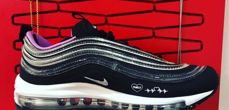 nikesbdunklowpro灰白黑,nikedunksblowpro开箱