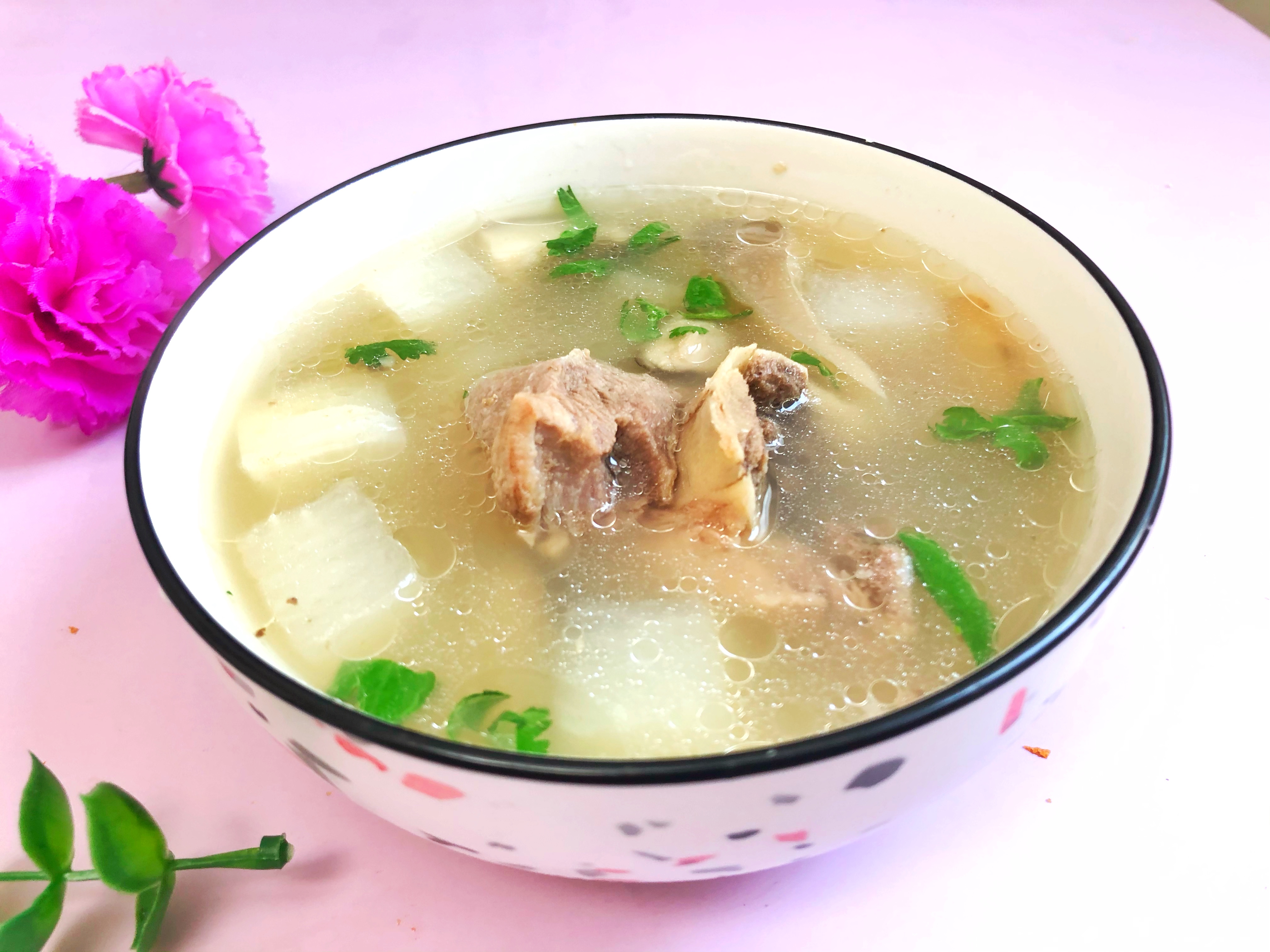 家庭熬骨头汤放什么调料,在家熬骨头汤