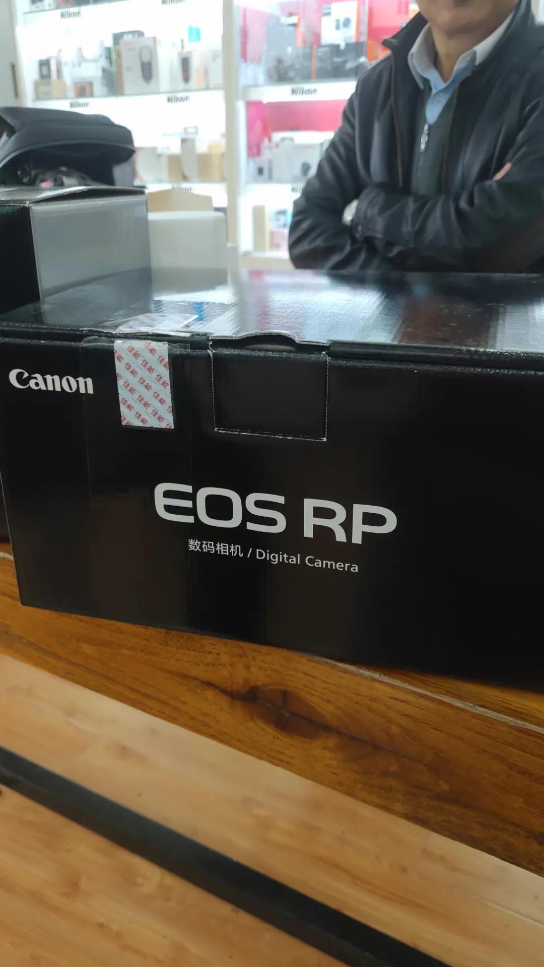 佳能rp真的很不好吗,佳能rp诟病多为何销量好