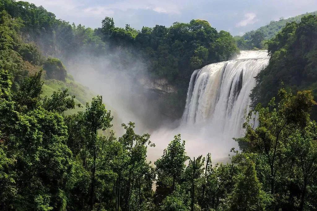 最美的六大瀑布黄果树瀑布上榜,黄果树大瀑布宏伟壮观的美丽风景