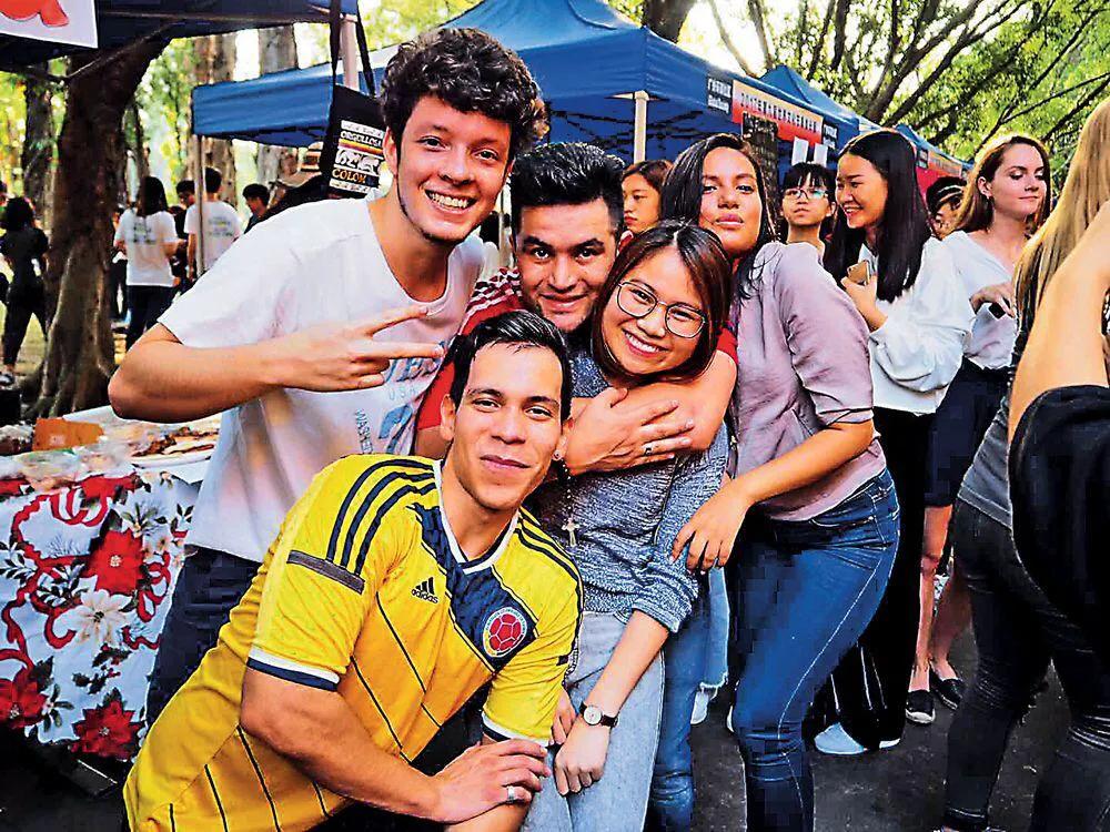 留学生用就造句,学生造句大全100句