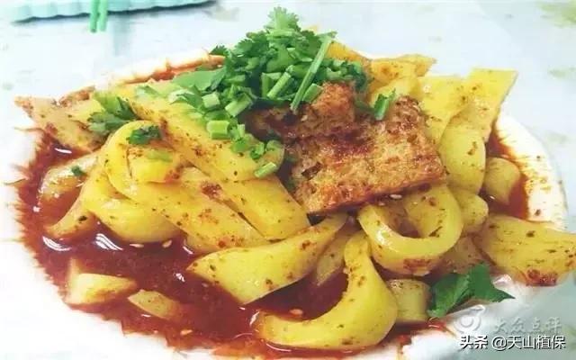 水晶凉皮和绿豆凉皮子的做法,家常凉皮的制作方法新疆