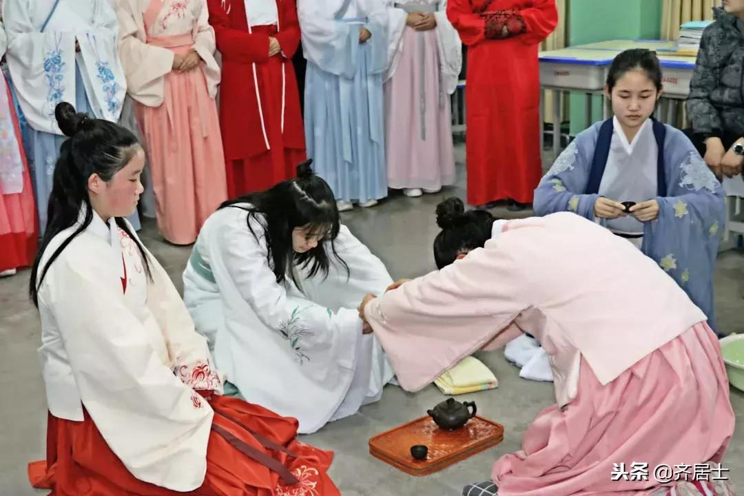 魅力社团展风采多元培养促发展,社团展示风采的节目