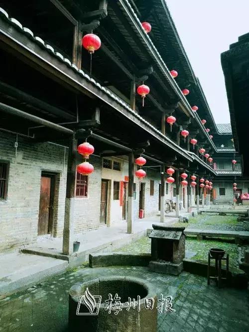 梅汕高铁国庆通车！对不起，我要回梅州了！