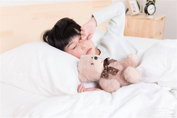 孩子出现这些特征父母可要警惕了,孩子出现这几种情况要警惕