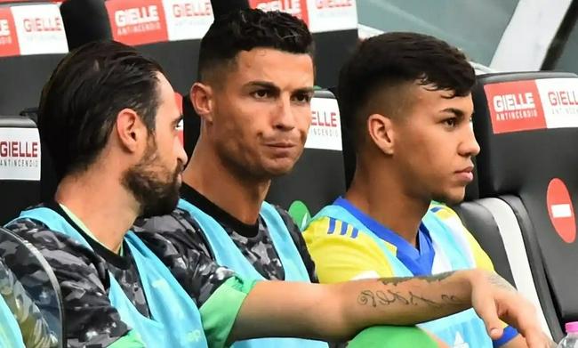 小小罗早期在曼联的周薪,小小罗转会在哪个俱乐部