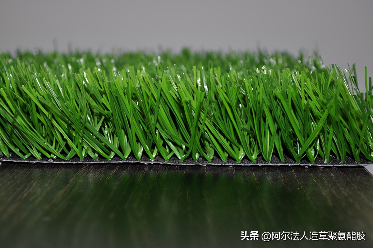 南京新型足球场人造草坪,足球场非标人造草坪价格