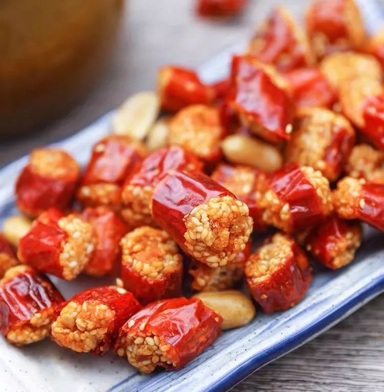 小姐姐都喜欢什么美食,小姐姐喜欢做美食吃