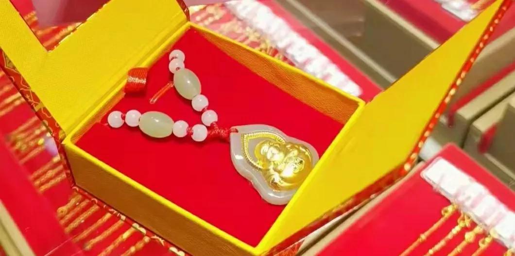 金镶玉饰品为什么便宜,几千块钱的首饰有必要买吗