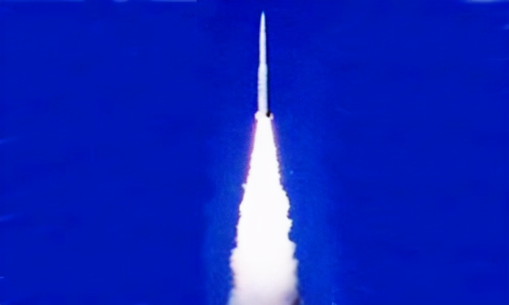 俄罗斯用导弹撞击小行星,反导拦截为什么用撞击动能弹头