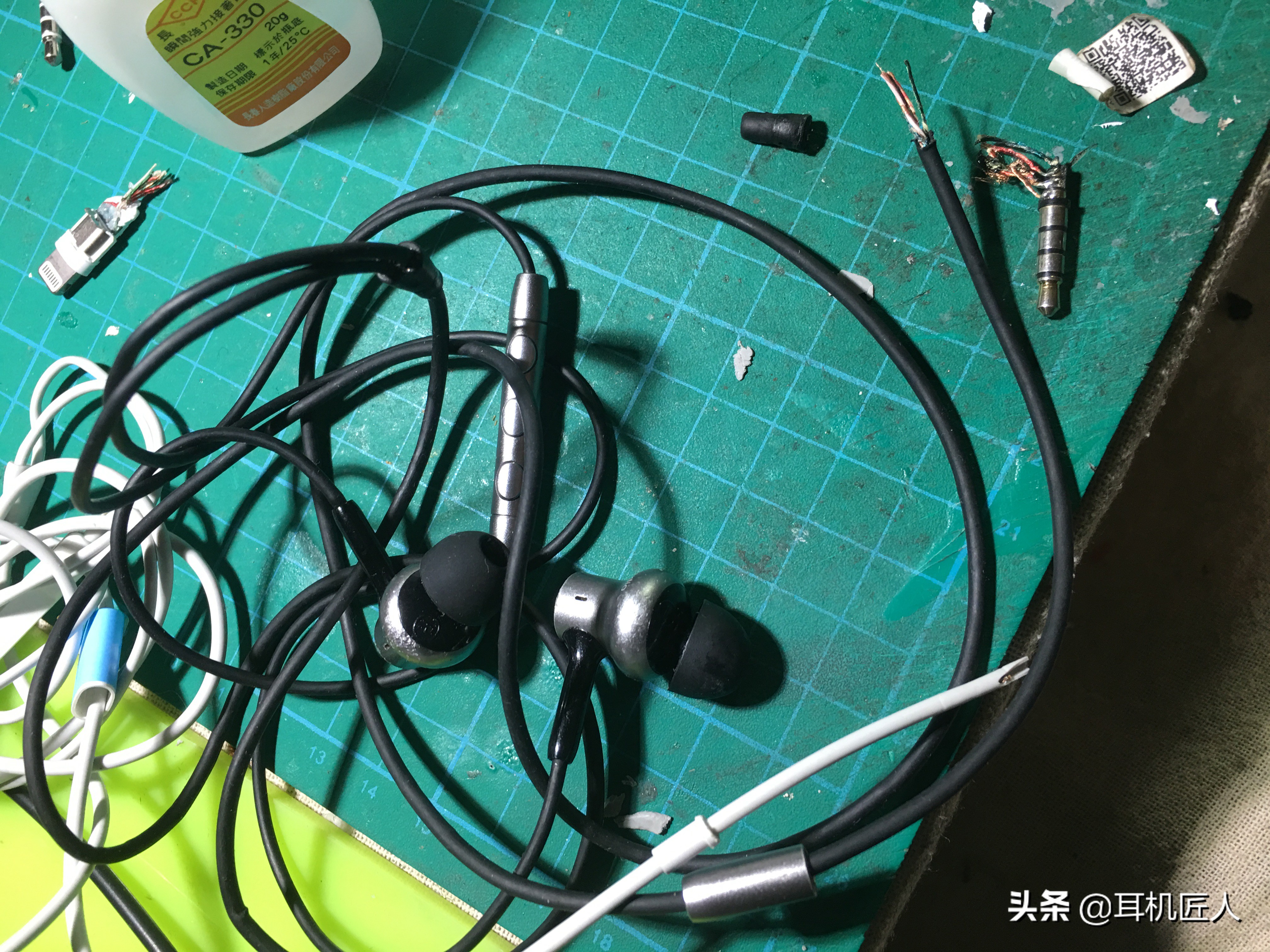 小米耳机只有音乐怎么回事,小米耳机有一边不能充电