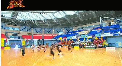 拉文空砍51分拿下生涯,拉文冲进篮球一言不合就劈扣