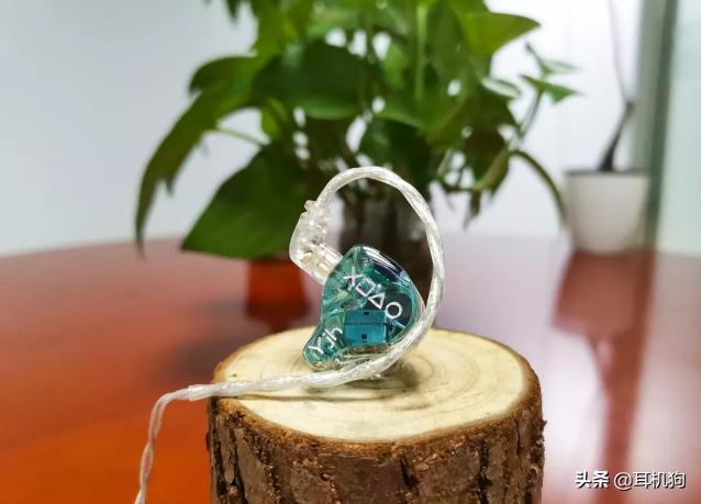 想让你的男朋友戒掉发烧耳机不难！请放下那个古驰包，让我来